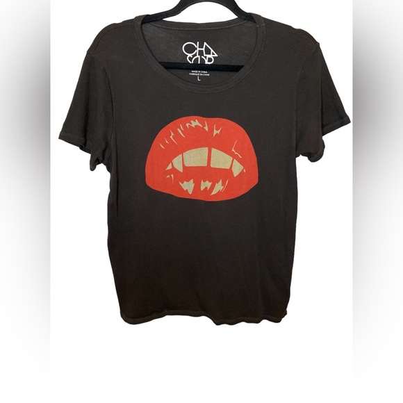 Chaser | Large Charcoal Vampire Mouth Graphic Short Sleeve Cotton Shirt - Picture 2 of 6